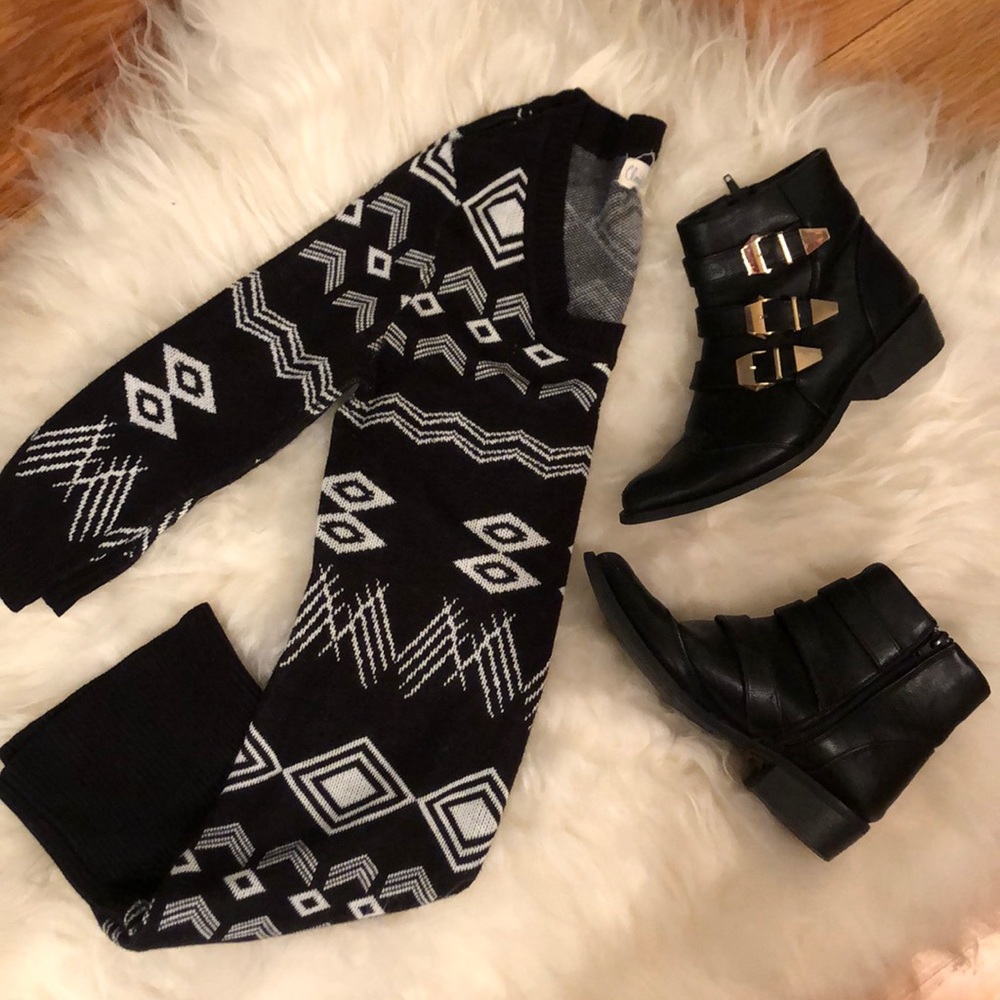 Aztec print sweater dress